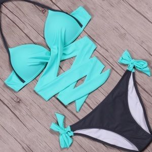 NWOT - Teal, Blue Strappy Bikini Swimsuit Set